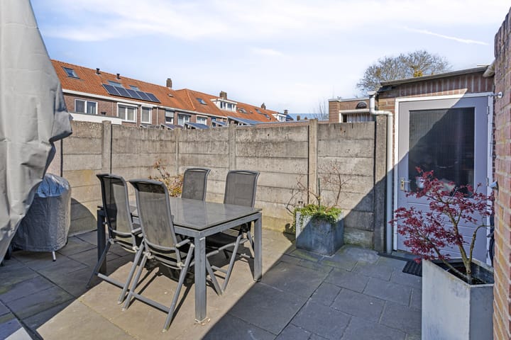 Foto 25 van De Riemerstraat 4