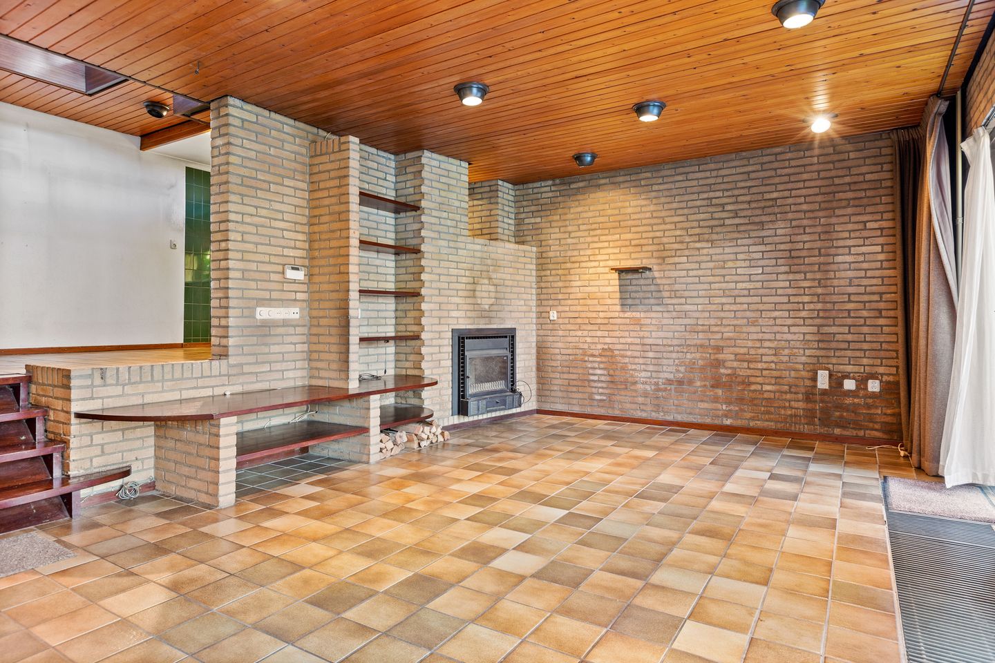 Photo 5 of Wolvegastraat 21