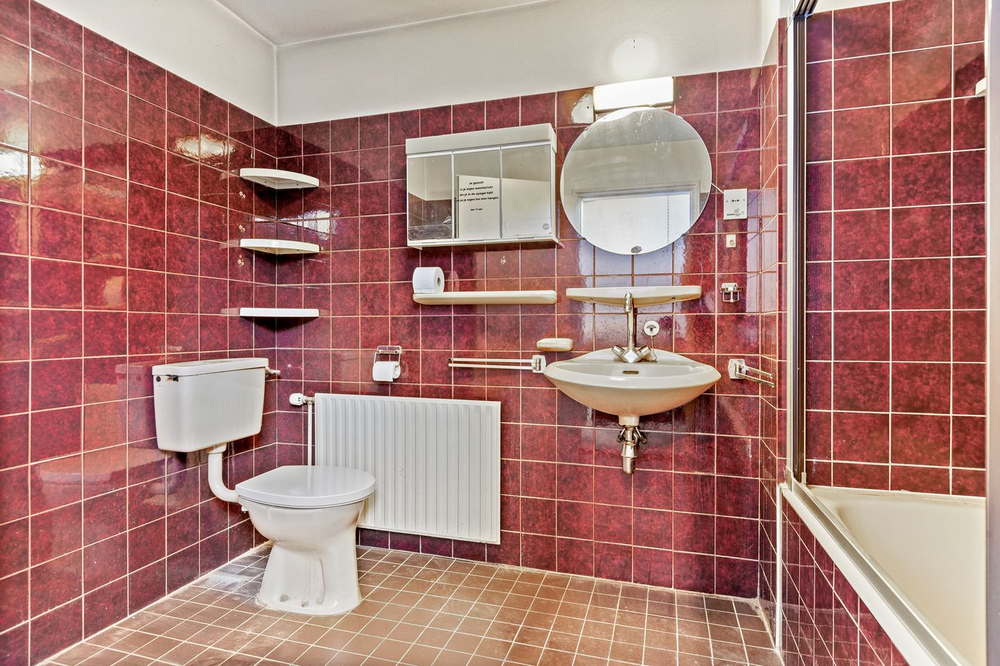 Photo 10 of Wolvegastraat 21