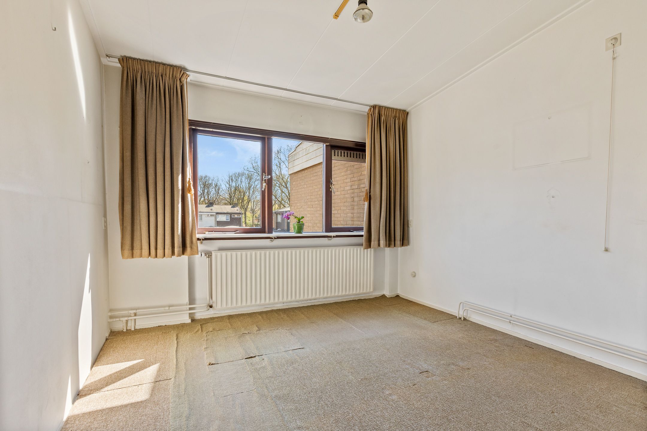 Photo 12 of Wolvegastraat 21