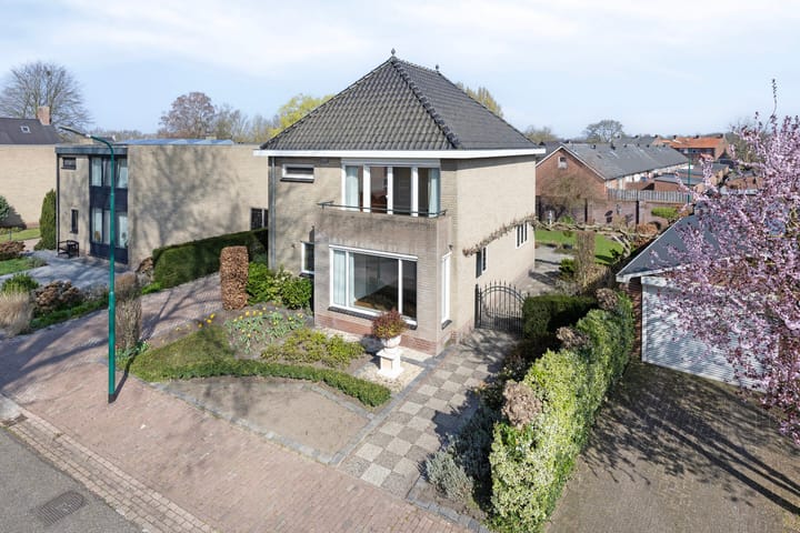 Foto 8 van Van Stalbergenstraat 5