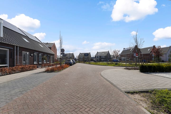 Foto 5 van Pettelaar 14