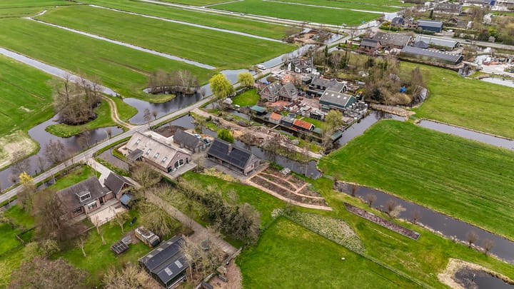 Photo 66 of Oosteinde 34