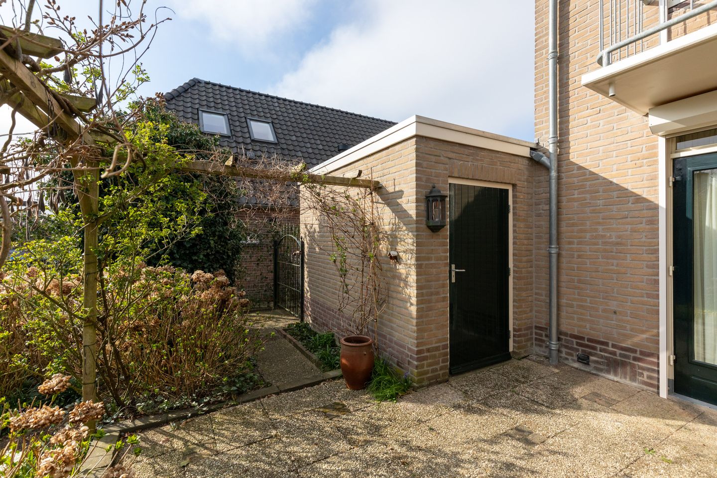 Foto 34 van Massenweg 21