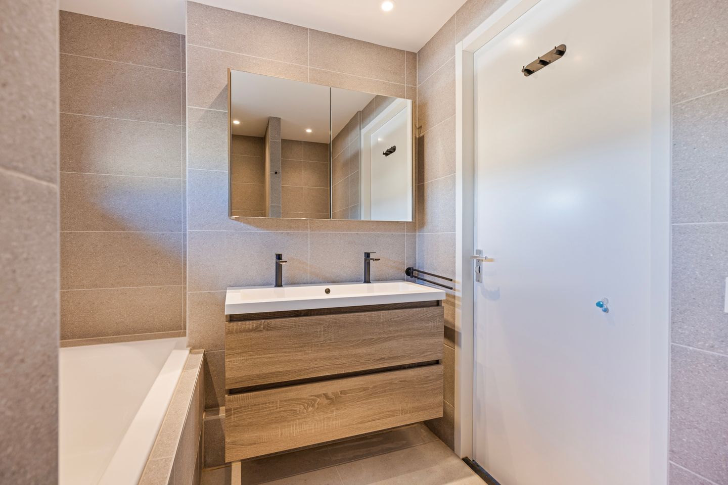 Foto 20 van Hoofdmanweg 40