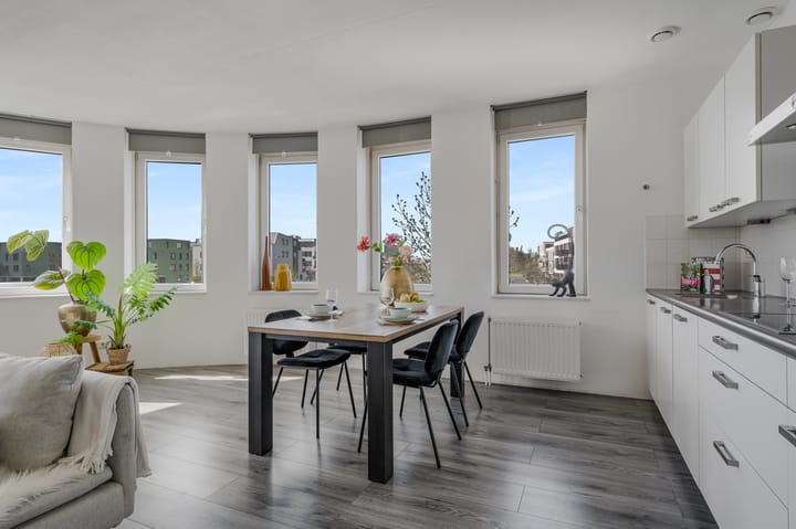 Foto 7 van Denemarkenstraat 6