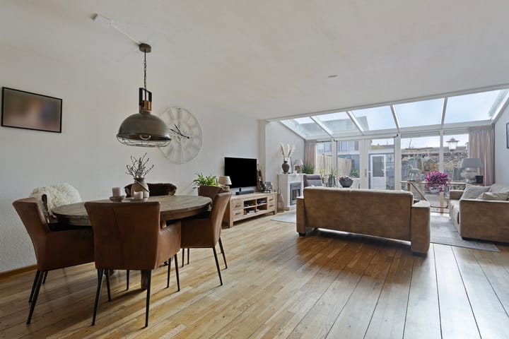 Foto 12 van Basisveenstraat 25