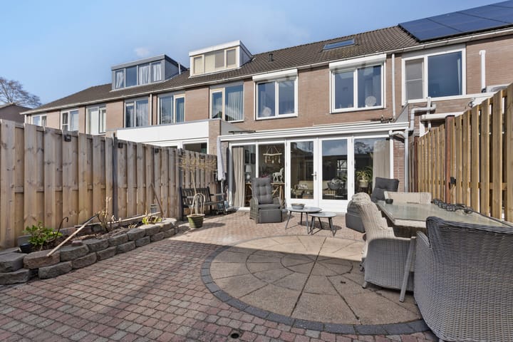 Foto 2 van Basisveenstraat 25