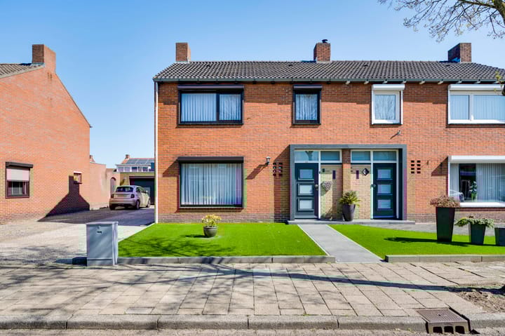 Foto 18 van Sint Odastraat 8