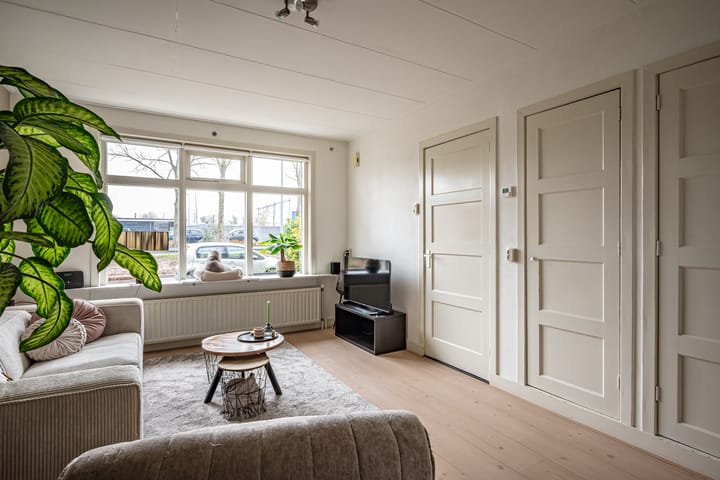 Photo 6 of Leonard Springerlaan 22