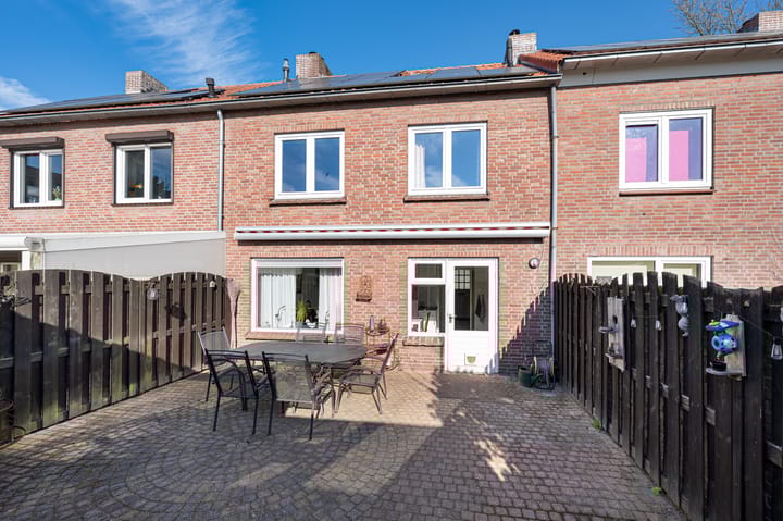 Photo 4 of Willibrorduslaan 98