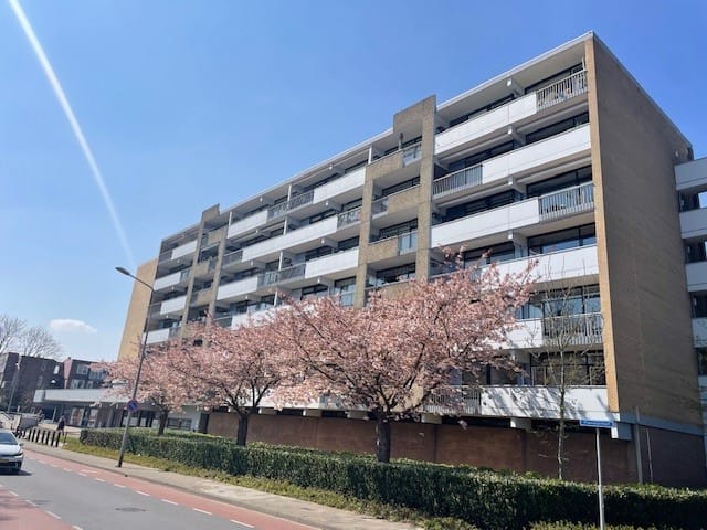 Foto 1 van Planetenhof 134-C