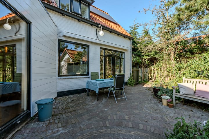 Foto 32 van Laanweg 6