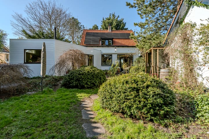 Foto 35 van Laanweg 6