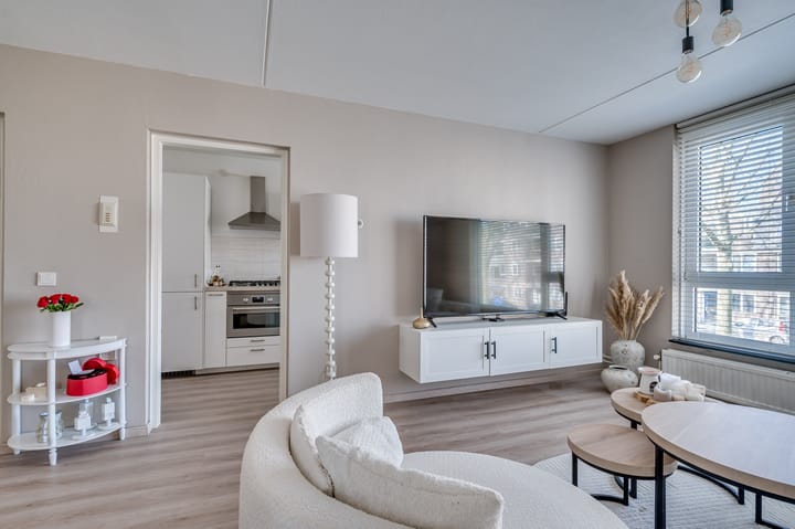 Foto 10 van Regentessestraat 85