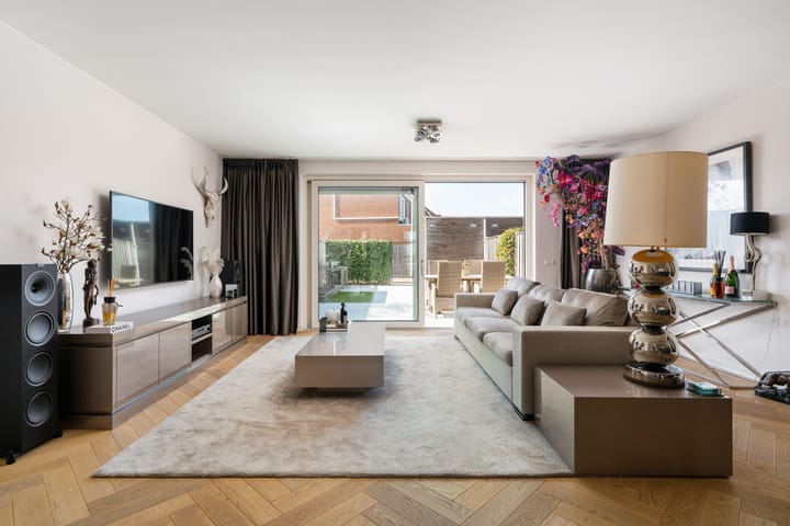 Foto 3 van Van Oranje-Nassaulaan 127