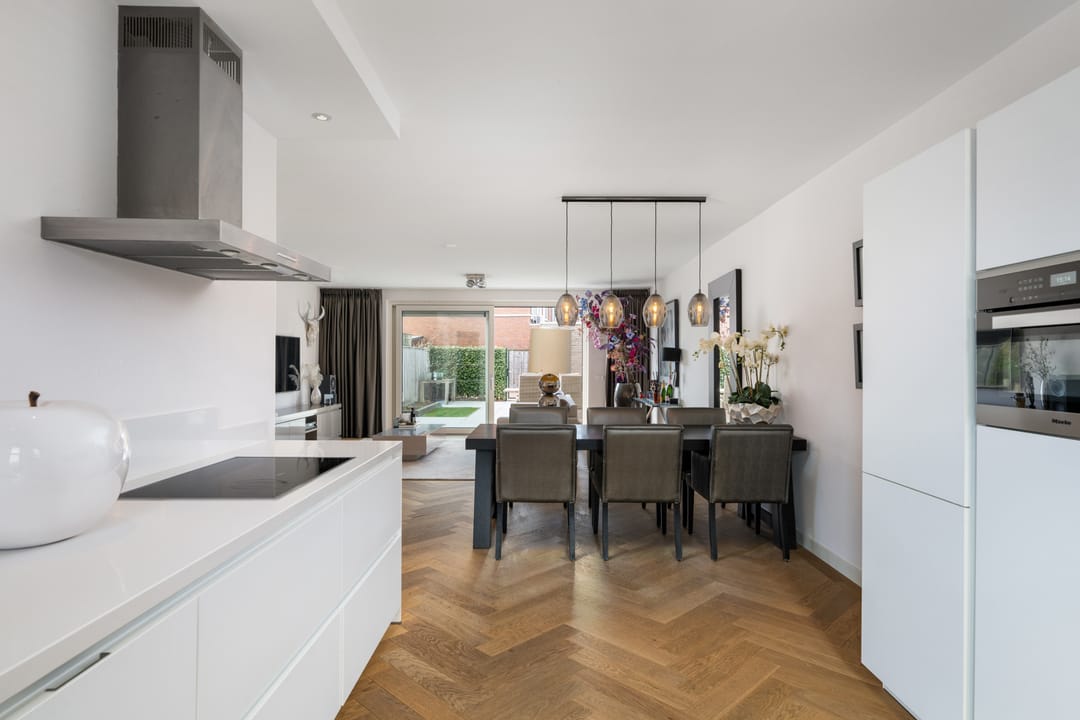 Foto 13 van Van Oranje-Nassaulaan 127