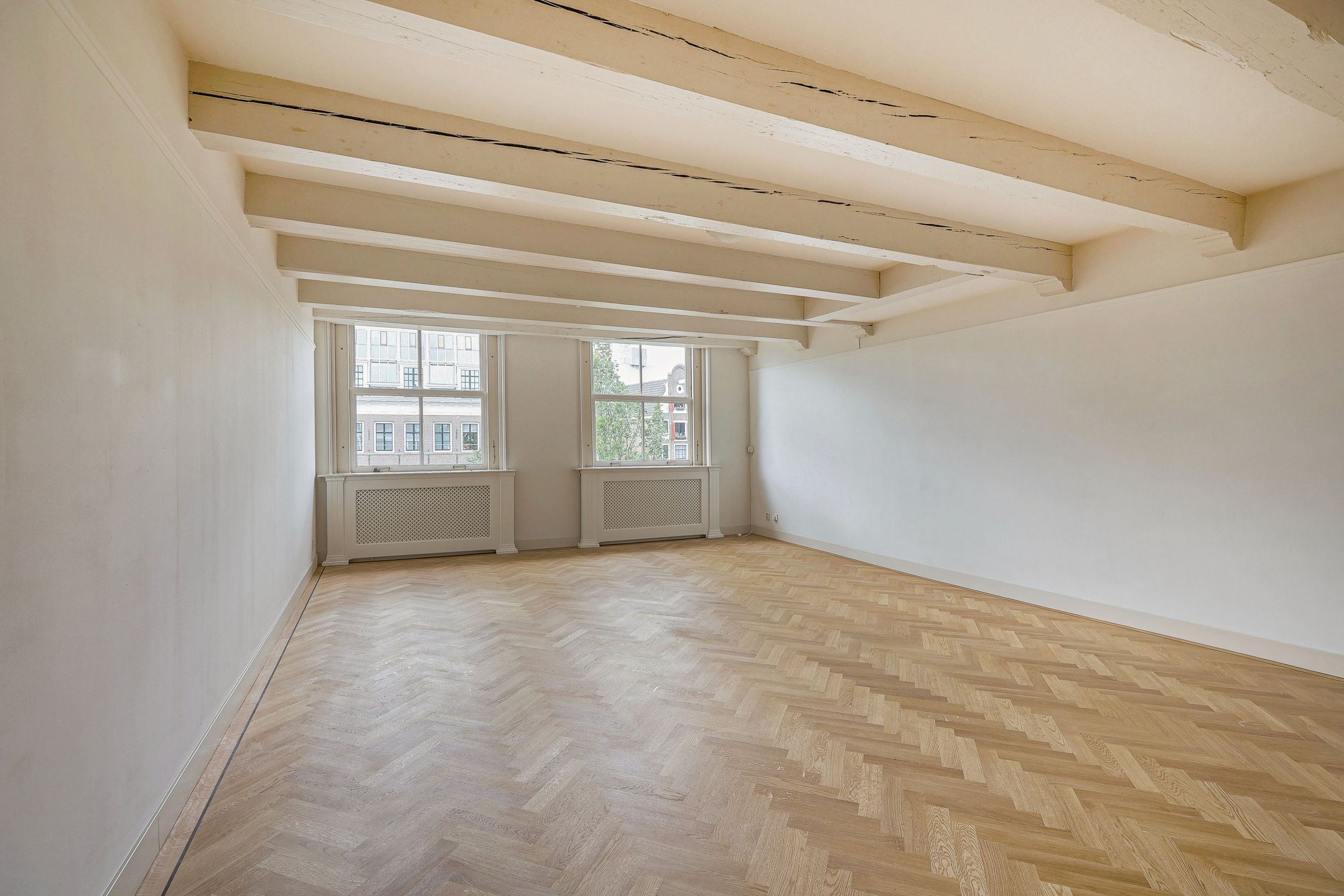 Photo 3 of Kloveniersburgwal 77-E