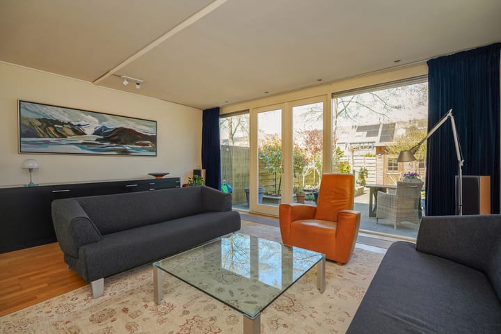 Photo 10 of Oe Thantstraat 29