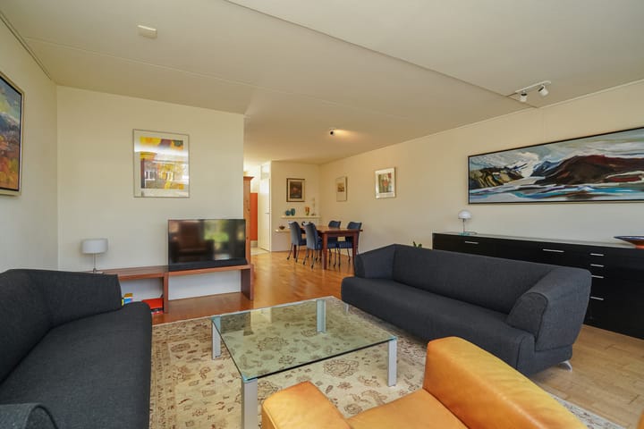 Photo 18 of Oe Thantstraat 29