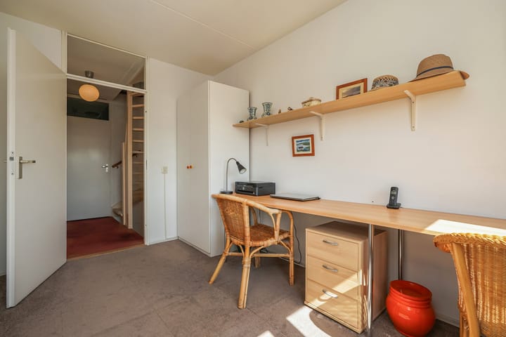 Photo 28 of Oe Thantstraat 29