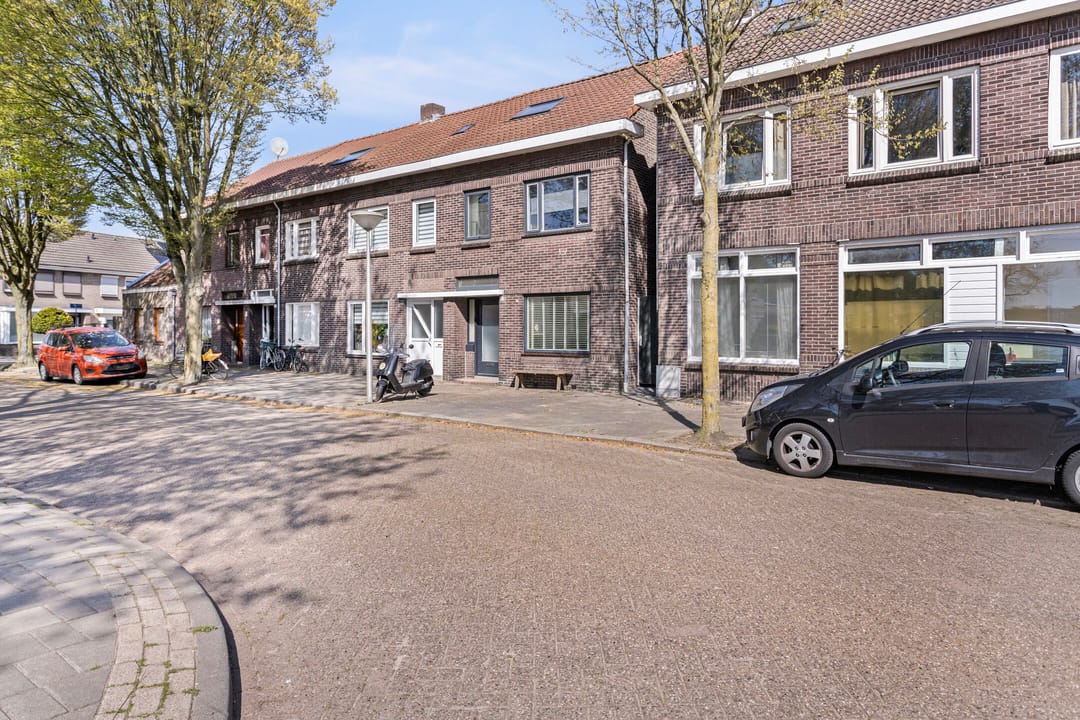 Foto 2 van Berliozlaan 2