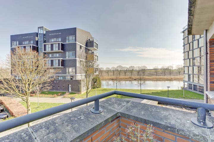 Foto 11 van Guadeloupestraat 38