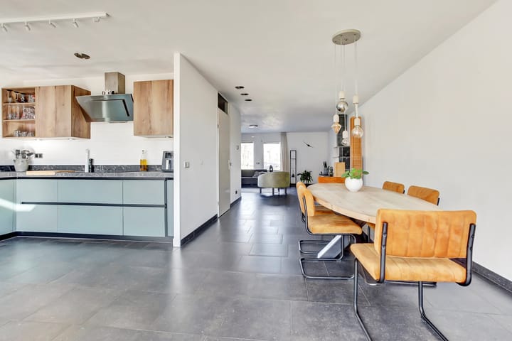 Foto 18 van Guadeloupestraat 38