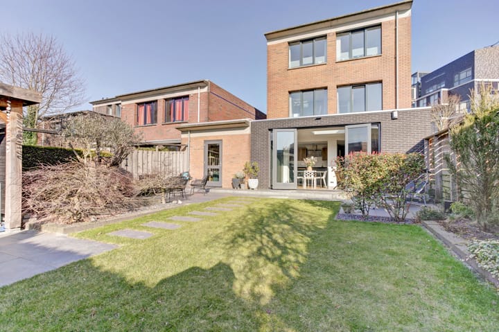 Foto 47 van Guadeloupestraat 38