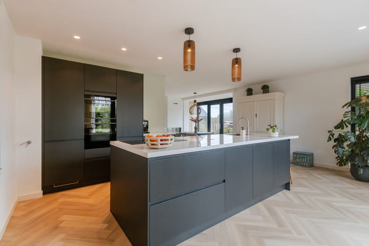 Foto 4 van Piramide 11