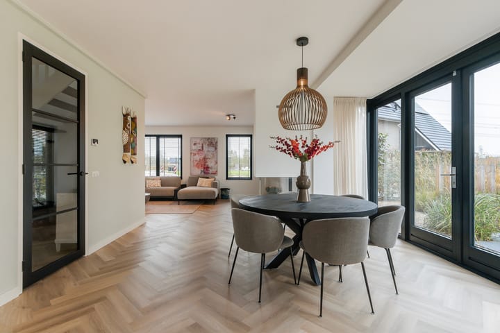 Foto 11 van Piramide 11