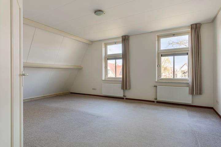 Foto 25 van Meester Kunstweg 57