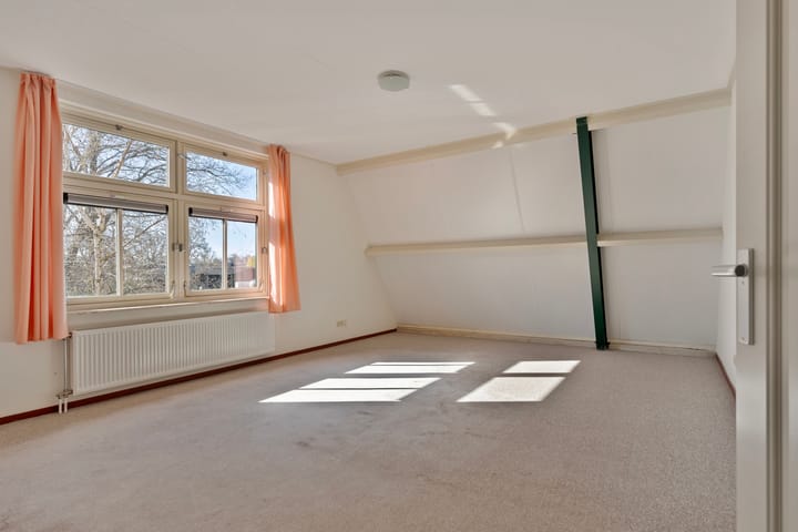 Foto 28 van Meester Kunstweg 57