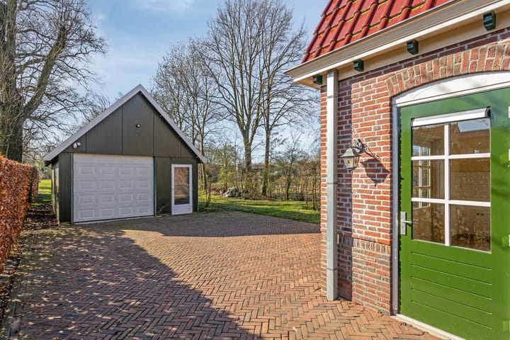 Foto 34 van Meester Kunstweg 57