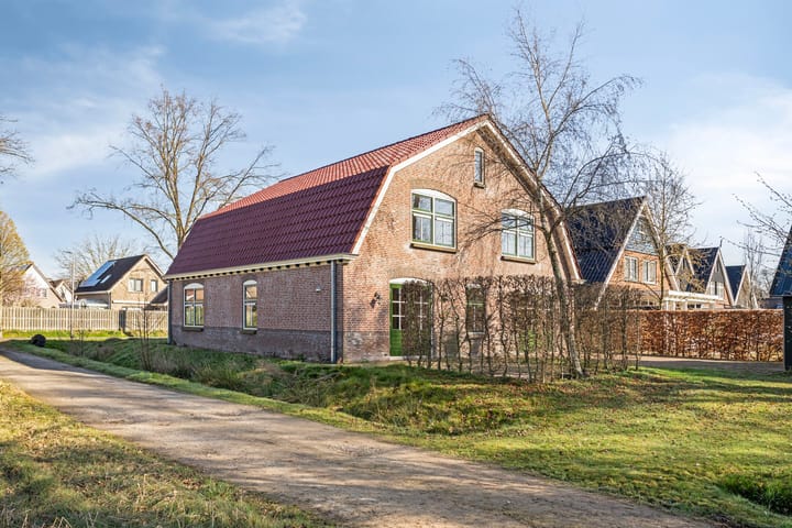 Foto 37 van Meester Kunstweg 57