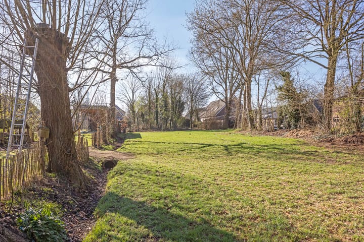 Foto 41 van Meester Kunstweg 57