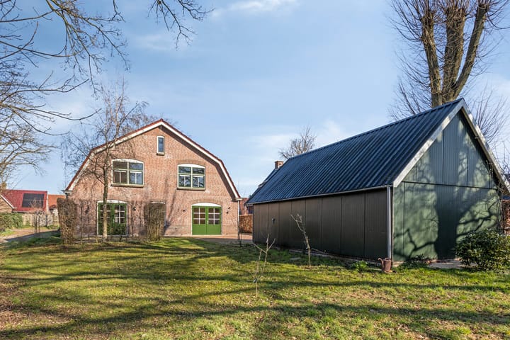 Foto 43 van Meester Kunstweg 57