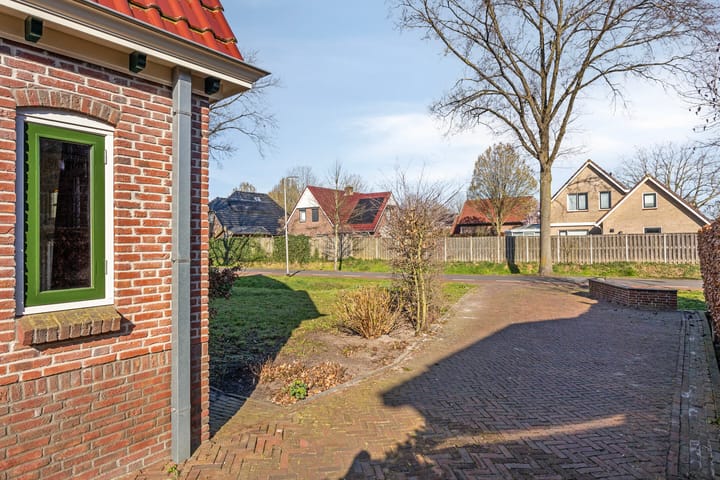 Foto 44 van Meester Kunstweg 57