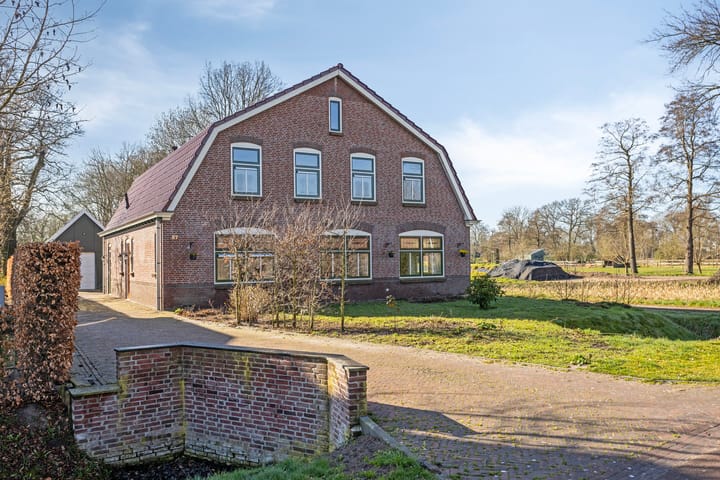 Foto 47 van Meester Kunstweg 57