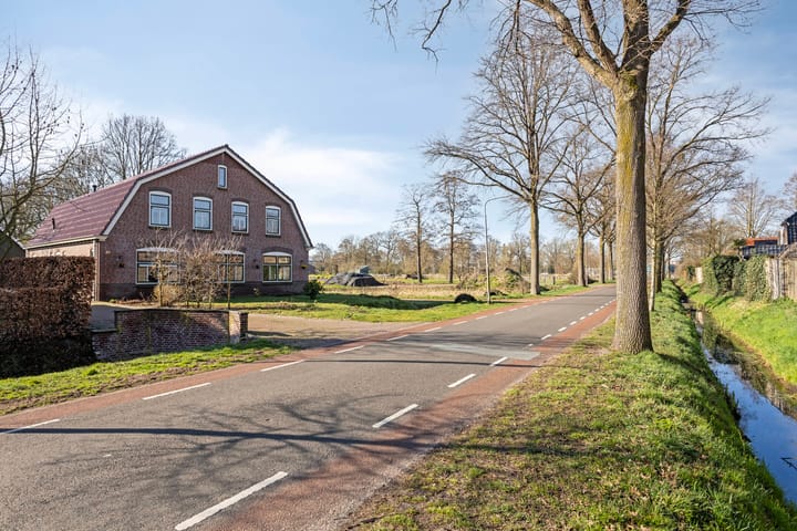 Foto 50 van Meester Kunstweg 57