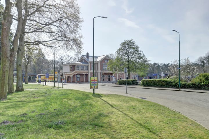 Foto 23 van Stationsplein 54