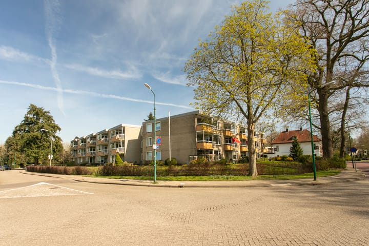 Foto 24 van Stationsplein 54