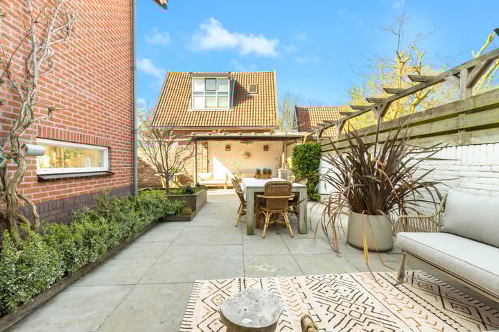 Foto 45 van Dr. Leenaersstraat 25