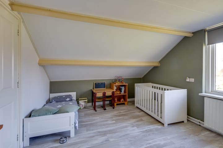 Foto 27 van Hoevenseweg 45