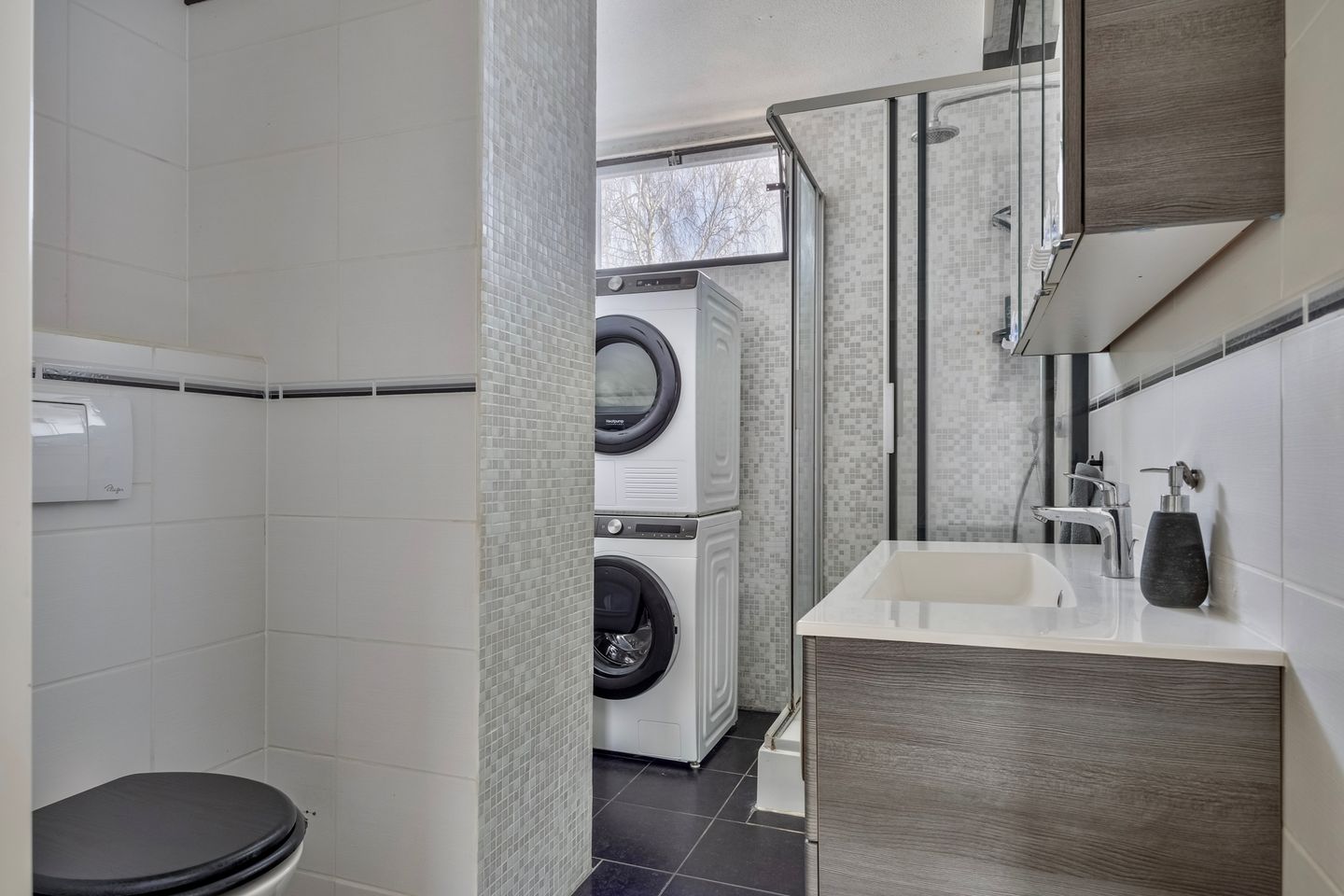 Foto 19 van Jan van Goyenstraat 75