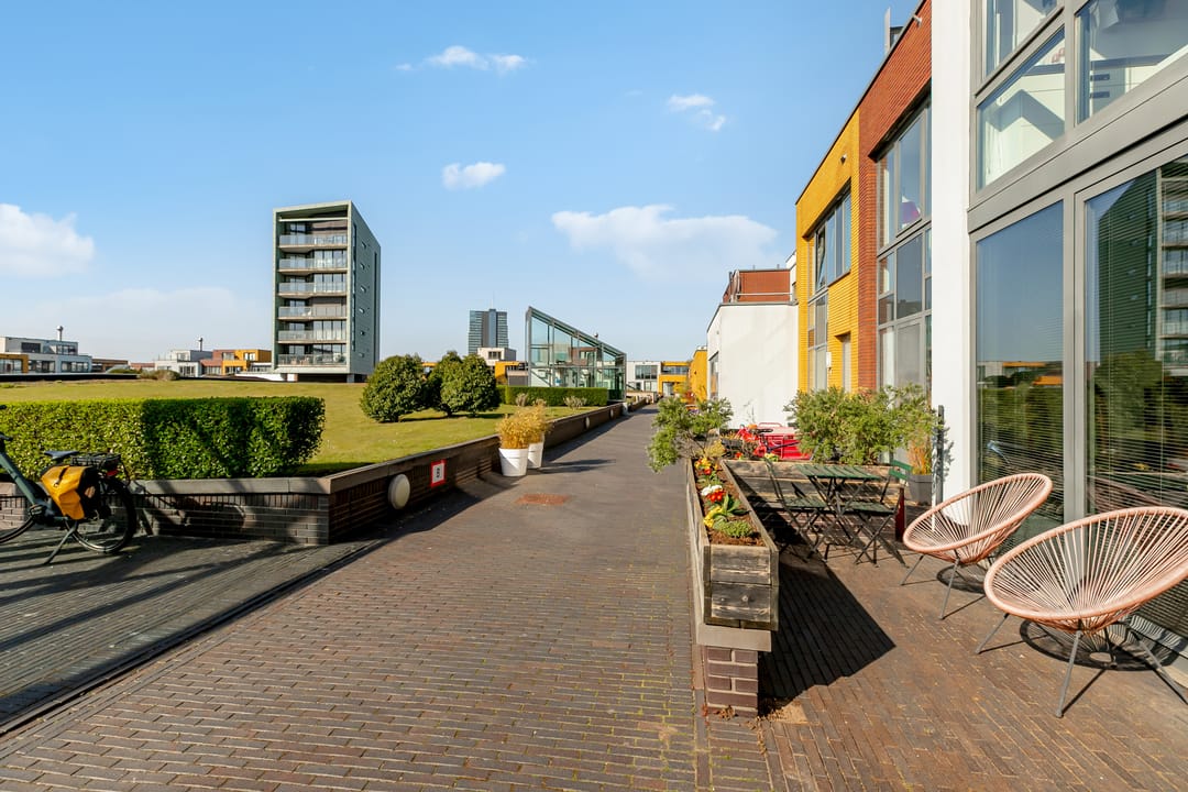 Foto 13 van Citadel 76