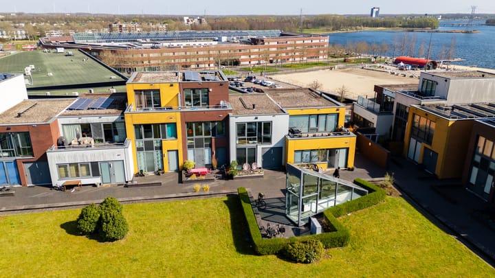 Foto 70 van Citadel 76