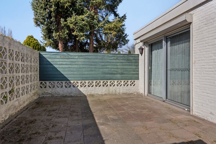 Foto 17 van Ds. Louwe Kooymanslaan 3