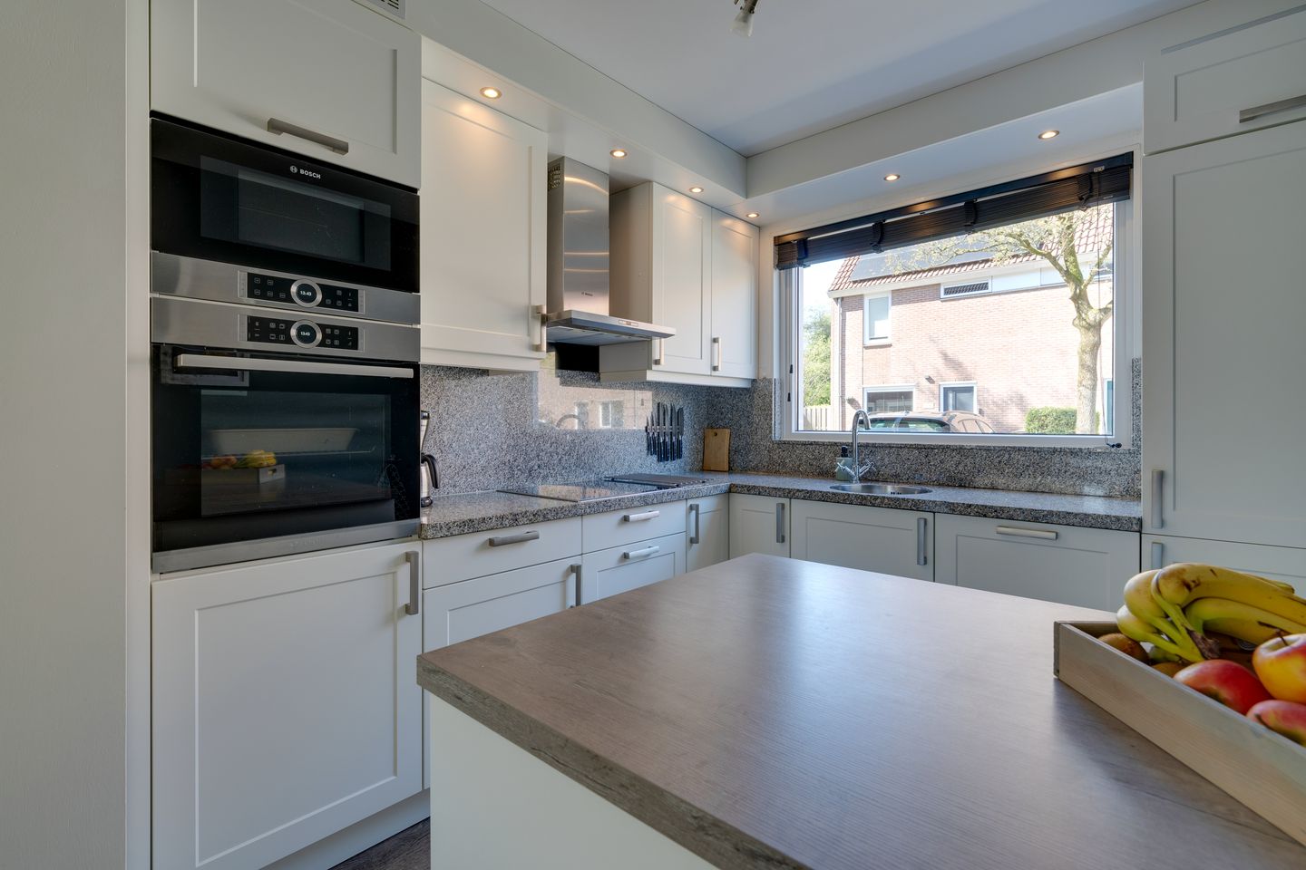 Foto 10 van Kamillestraat 1