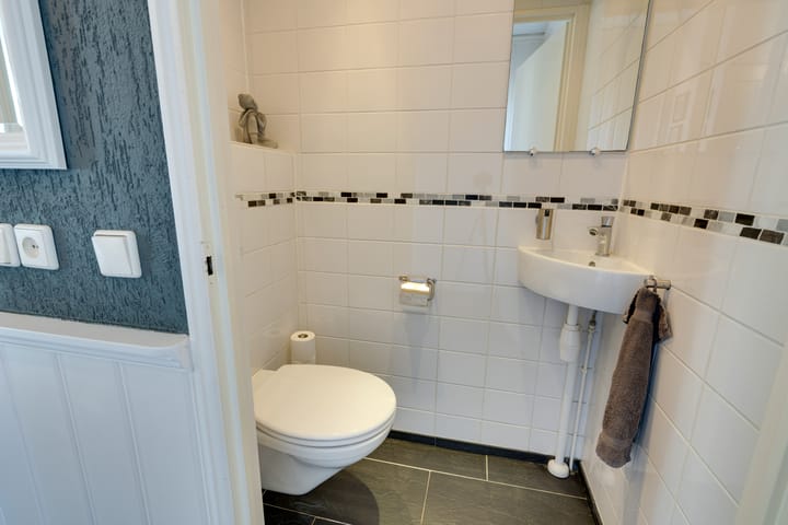 Foto 15 van Kamillestraat 1